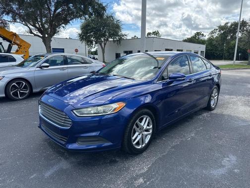 2013 Ford Fusion SE