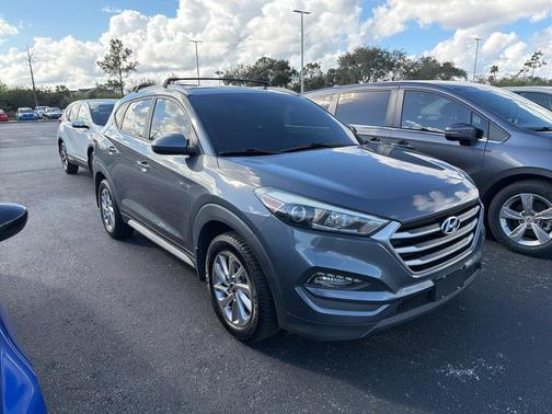2018 Hyundai TUCSON SEL