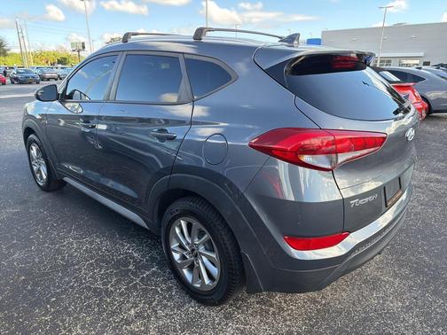 2018 Hyundai TUCSON SEL