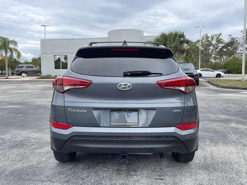 2018 Hyundai TUCSON SEL