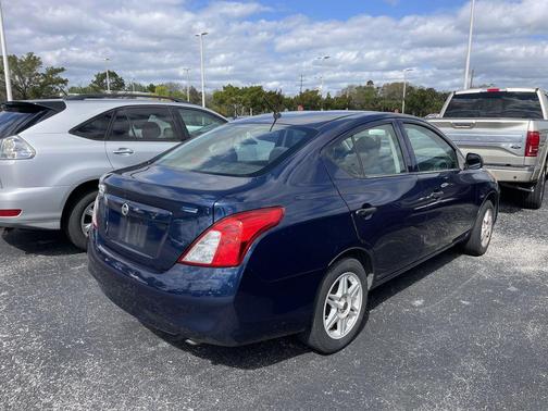 2014 Nissan Versa 1.6 S