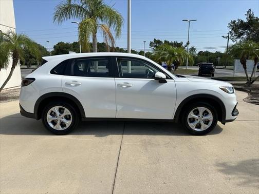 2023 Honda HR-V LX