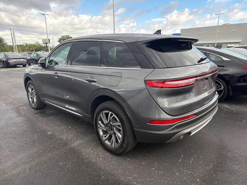 2024 Lincoln Corsair Premiere