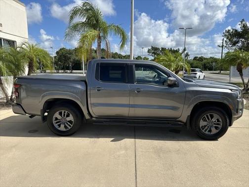 2025 Nissan Frontier SV