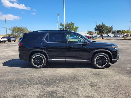 2026 Honda Pilot Touring 8-Passenger