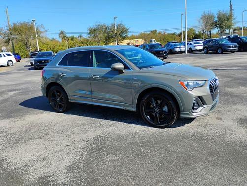 2021 Audi Q3 Premium