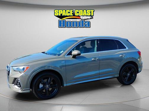 2021 Audi Q3 Premium