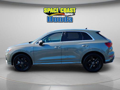 2021 Audi Q3 Premium