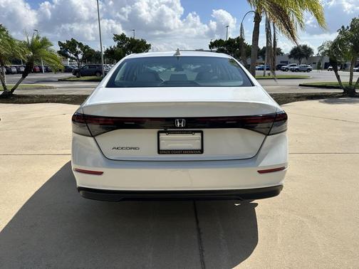 2023 Honda Accord EX 1.5T