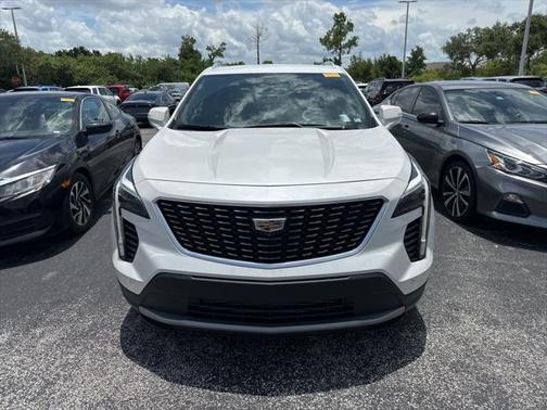 2023 Cadillac XT4 Premium Luxury