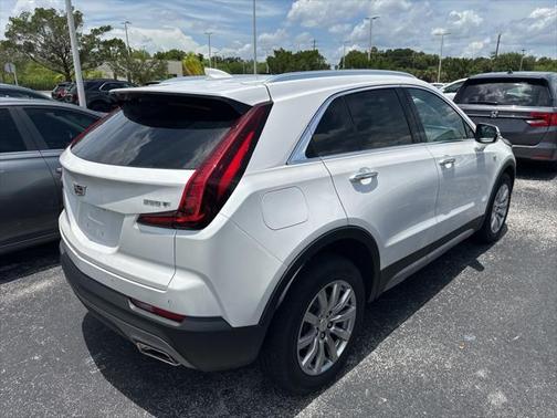 2023 Cadillac XT4 Premium Luxury