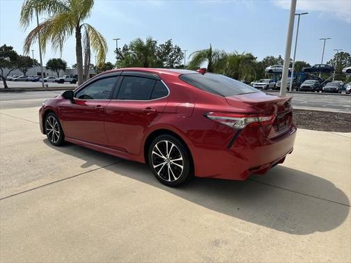 2019 Toyota Camry SE