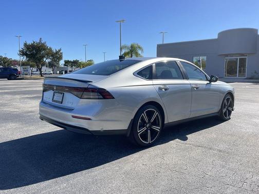 2025 Honda Accord Hybrid Sport