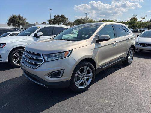 2017 Ford Edge Titanium