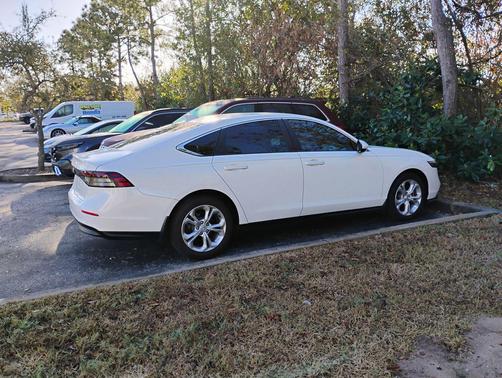 2024 Honda Accord LX 1.5T
