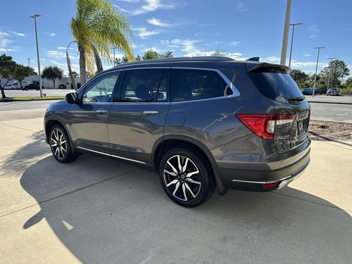 2022 Honda Pilot Elite