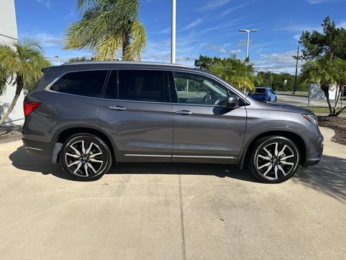 2022 Honda Pilot Elite