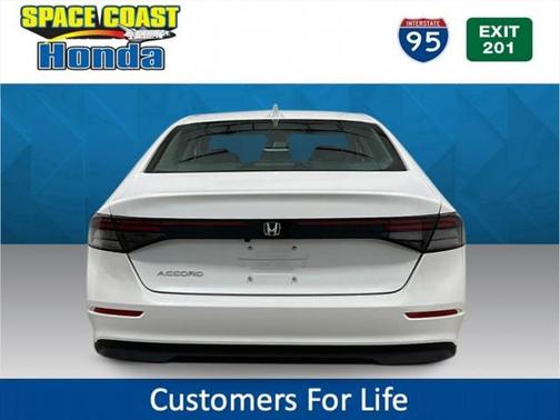2025 Honda Accord LX 1.5T