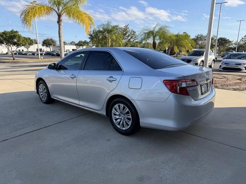 2013 Toyota Camry LE