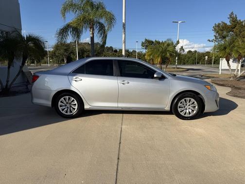 2013 Toyota Camry LE