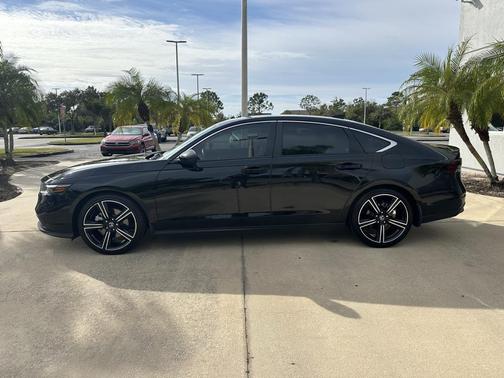 2024 Honda Accord Hybrid Base