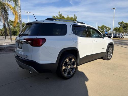2017 GMC Acadia SLT-2