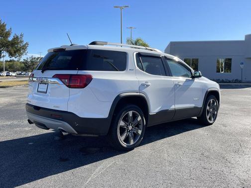 2017 GMC Acadia SLT-2