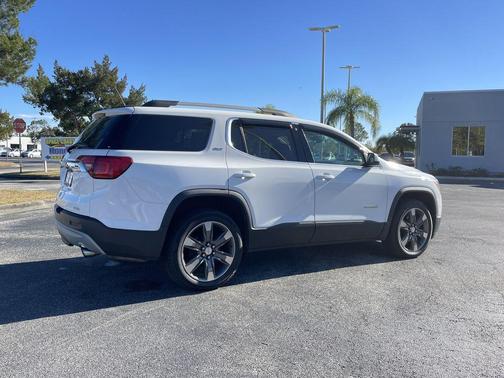 2017 GMC Acadia SLT-2