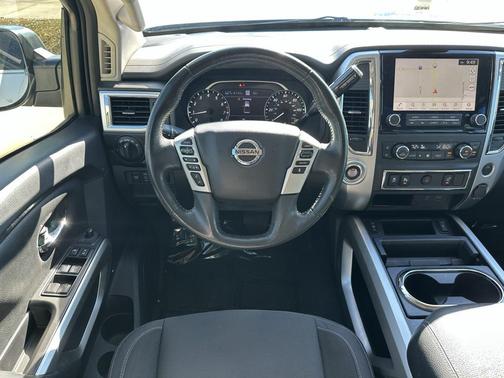 2021 Nissan Titan SV