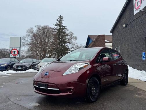2017 Nissan Leaf S