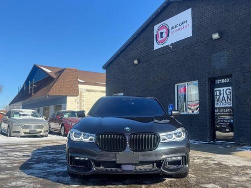 2018 BMW 750 i xDrive