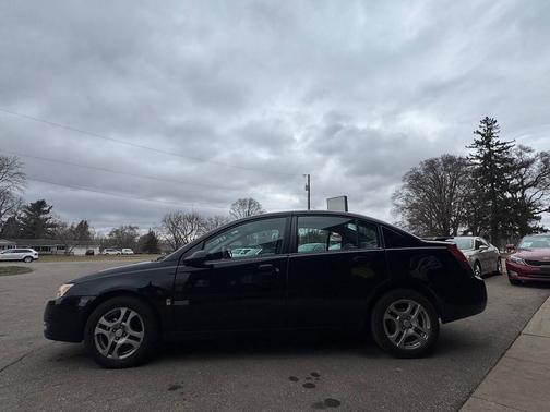 2005 Saturn Ion 2