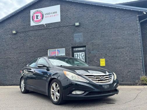 Black Plum Pearl 2011 Hyundai SONATA Limited