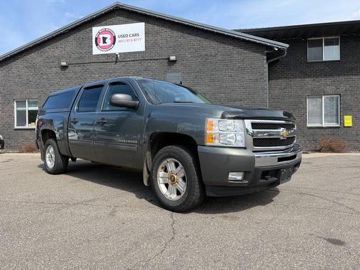 Gray Metallic 2011 Chevrolet Silverado 1500 LT
