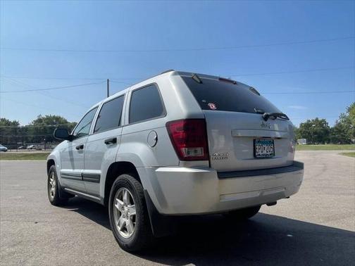 2006 Jeep Grand Cherokee Laredo