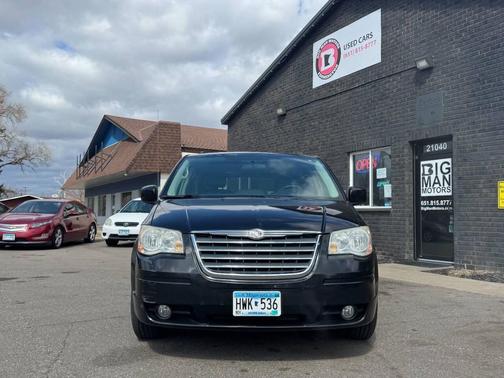 2010 Chrysler Town & Country Touring