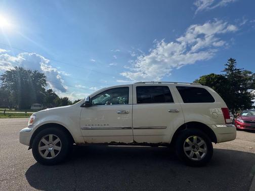 2009 Chrysler Aspen Limited