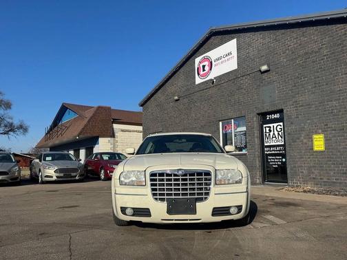 2005 Chrysler 300 Touring