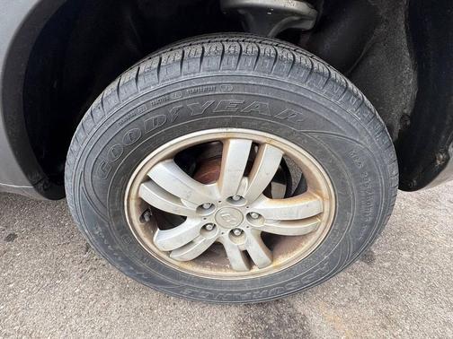 2008 Hyundai TUCSON SE