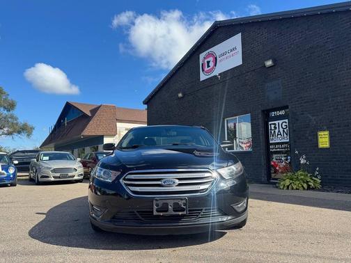2015 Ford Taurus SEL