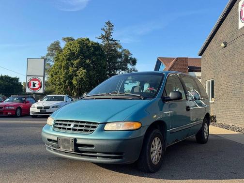 1999 Plymouth Voyager Base 3dr Mini Van