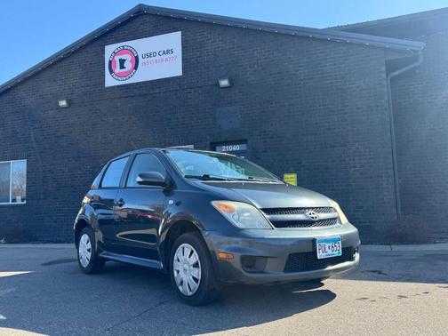 2006 Scion xA Base 4dr Hatchback w/Automatic
