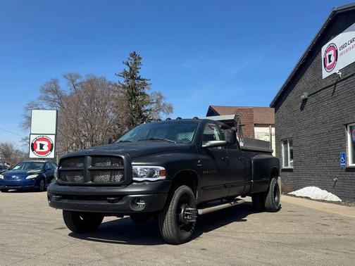 Black Clearcoat 2003 Dodge Ram 3500 Quad Cab DRW
