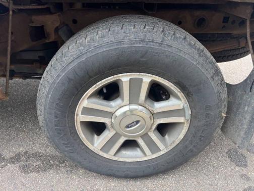 Blue 2006 Ford F-150 FX4 SuperCrew