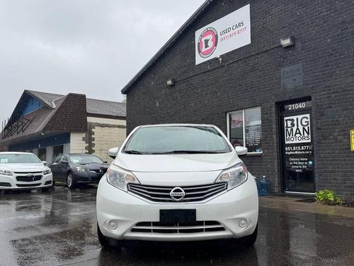Aspen White 2015 Nissan Versa Note SV
