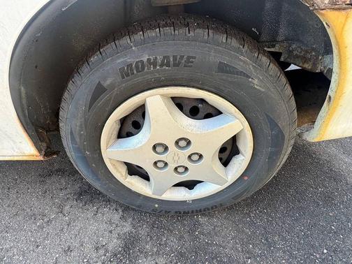 2001 Chevrolet Cavalier Base