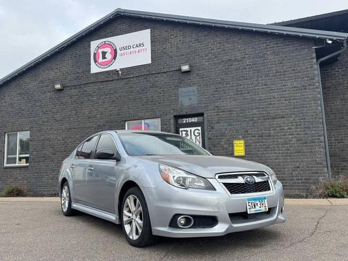 Ice Silver Metallic 2014 Subaru Legacy Base
