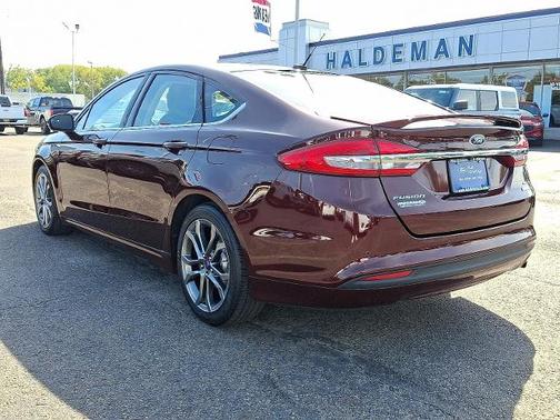 2017 Ford Fusion SE