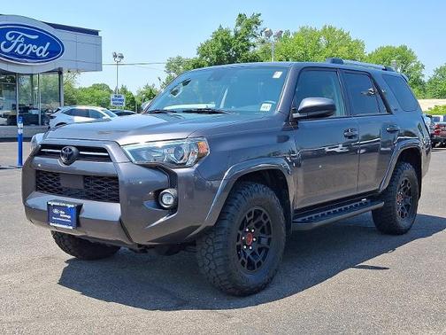 2023 Toyota 4Runner SR5