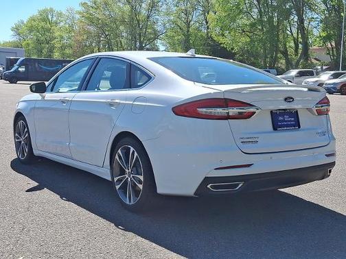 OXFORD WHITE 2019 Ford Fusion TITANIUM